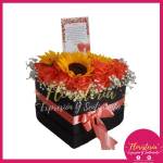 Caja de Corazón Girasoles y Rosas
