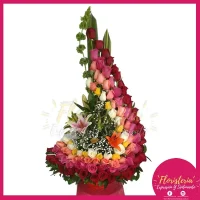 Caracol En Rosas De Colores