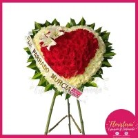 Fúnebre Corazón Cascada en Rosa #103