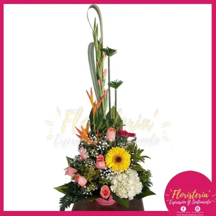 Ramo Tradicional en Rosas y Girasoles #22