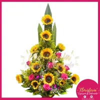 Arreglo Tradicional Mediano Girasoles y Rosas